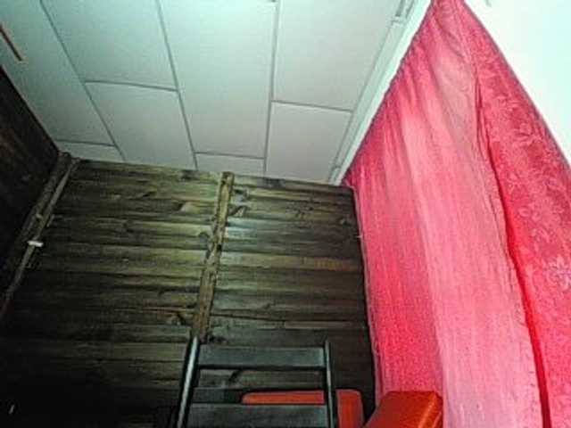 Live sex webcam photo for CaytlinSexx #276072299