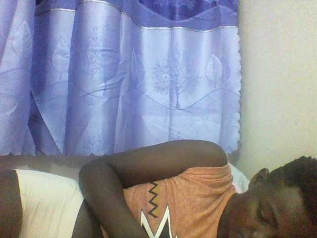 Live sex webcam photo for CeizzyJamal #272309140