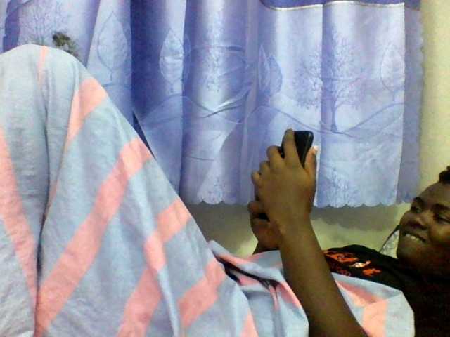 Live sex webcam photo for CeizzyJamal #272393544