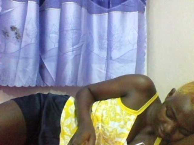 Live sex webcam photo for CeizzyJamal #272555867