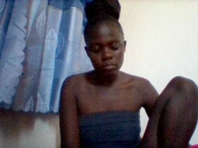 Live sex webcam photo for CeizzyJamal #273012375