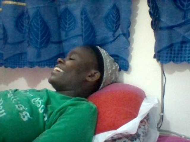 Live sex webcam photo for CeizzyJamal #273191942