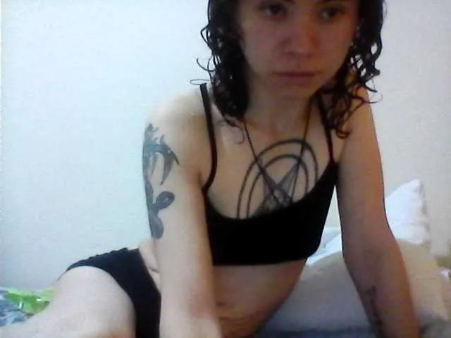 Live sex webcam photo for Celena980 #286715470