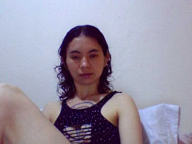 Live sex webcam photo for Celena980 #290612449