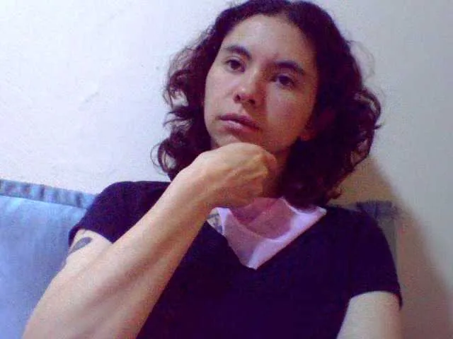 Live sex webcam photo for Celena980 #290628271