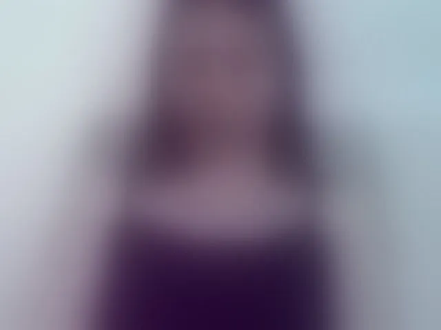 Live sex webcam photo for Celena980 #292337750