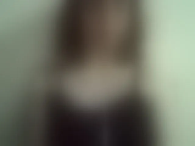 Live sex webcam photo for Celena980 #293346279