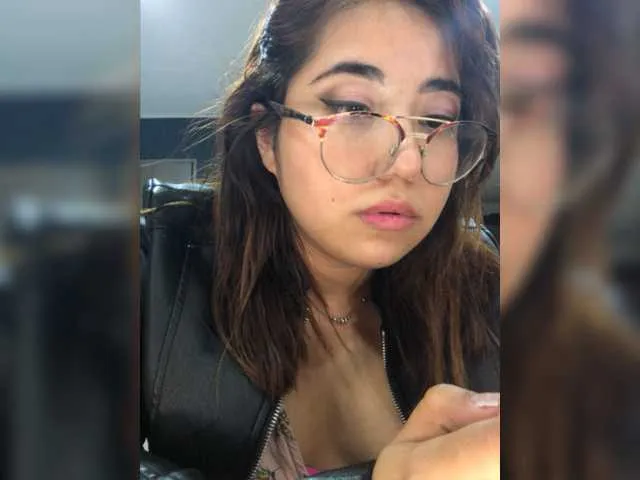 Live sex webcam photo for CelesteAlba #275533663