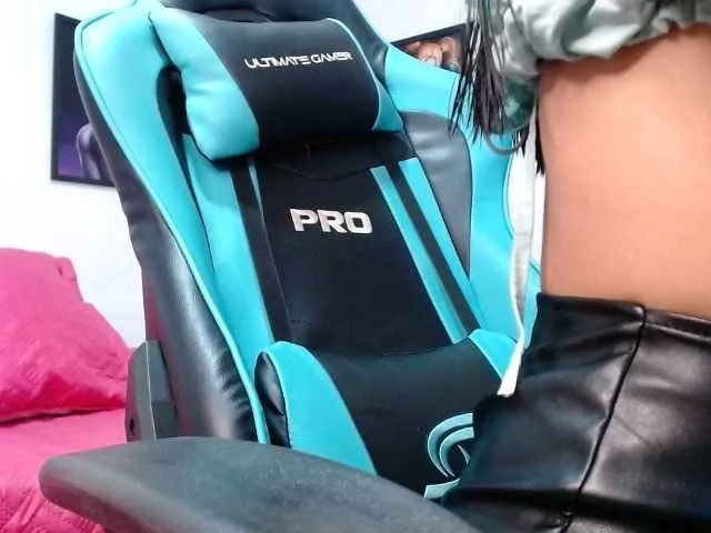 Live sex webcam photo for CelestePetite #274559898