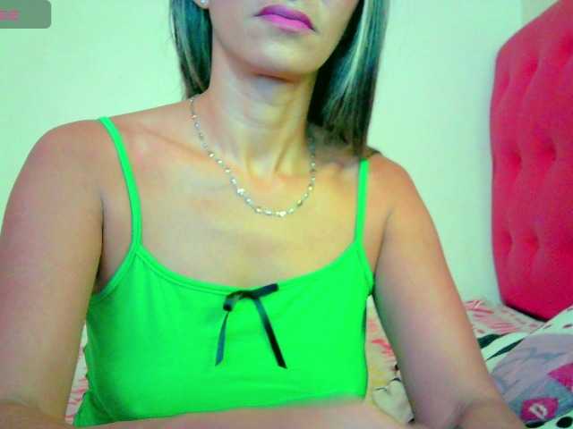 Live sex webcam photo for Celestee-1 #290444785