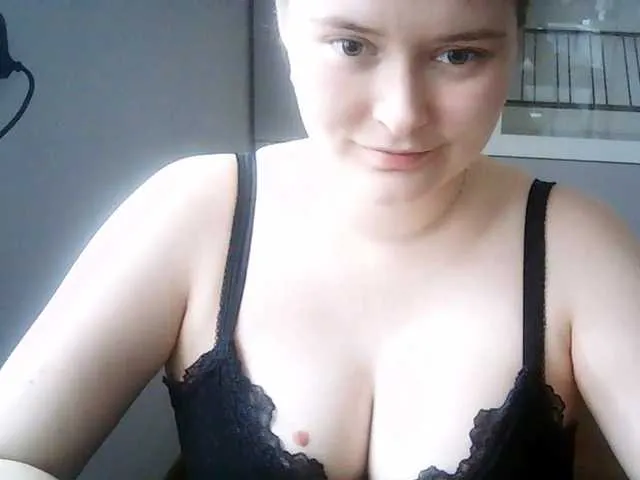 Live sex webcam photo for CelineFantasy #290399847