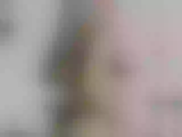 Live sex webcam photo for CelineMeyer #291679764