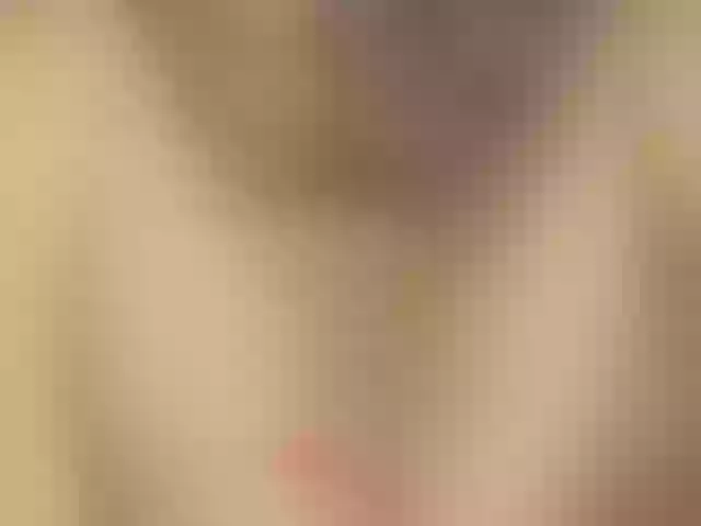 Live sex webcam photo for CelineMeyer #291687087