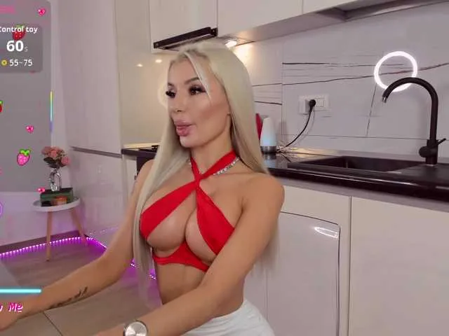 Live sex webcam photo for CelyneMay #292291291