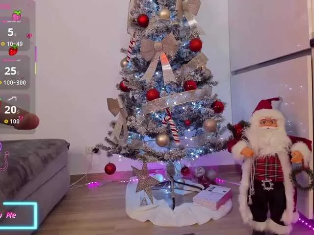 Live sex webcam photo for CelyneMay #292373340