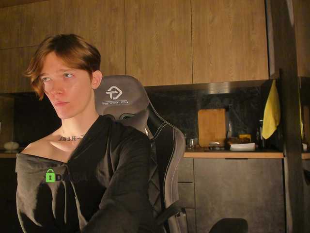 Live sex webcam photo for Cerbe3r #274616930