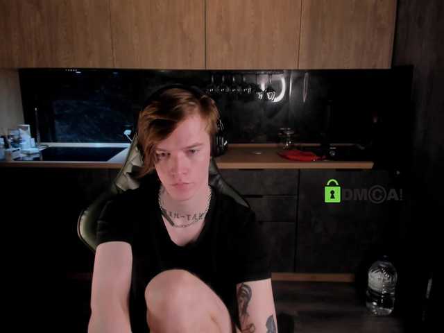 Live sex webcam photo for Cerbe3r #277437635