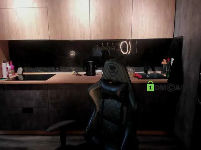 Live sex webcam photo for Cerbe3r #287571129