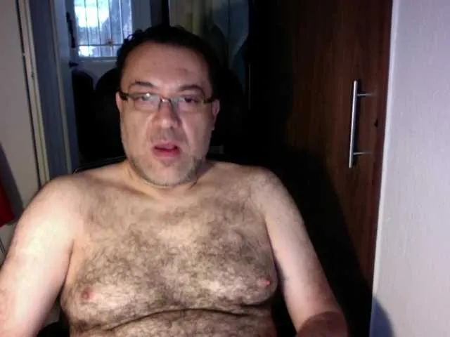 Live sex webcam photo for Cesarmon #278249565