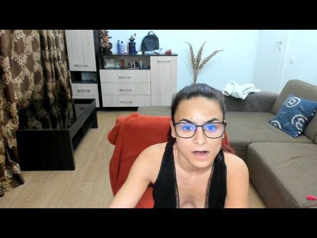 Live sex webcam photo for ChandraLee #271755895