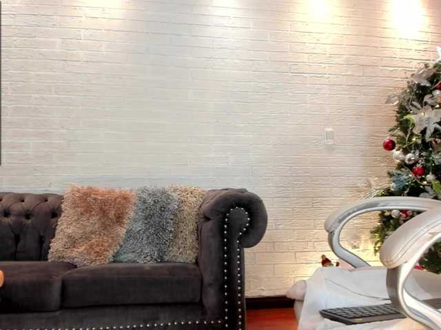 Live sex webcam photo for ChannelBrown #271811226