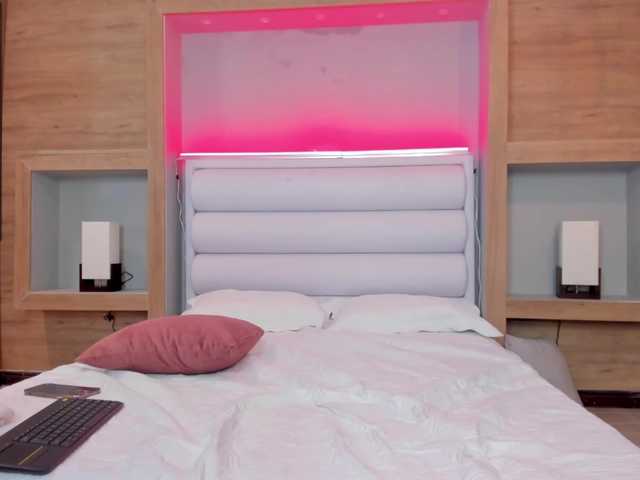 Live sex webcam photo for ChannelBrown #273469705