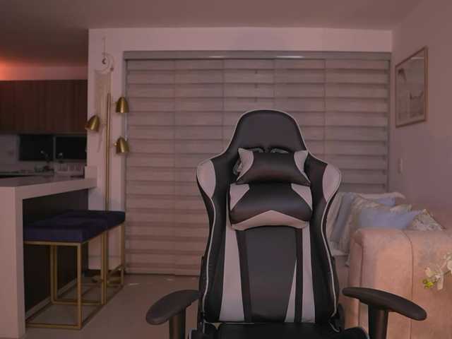 Live sex webcam photo for ChannelBrown #275772581