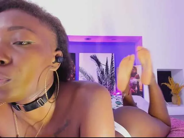 Live sex webcam photo for ChannySmalls #272760900