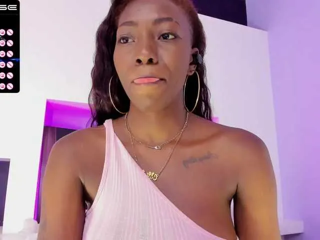 Live sex webcam photo for ChannySmalls #273818164