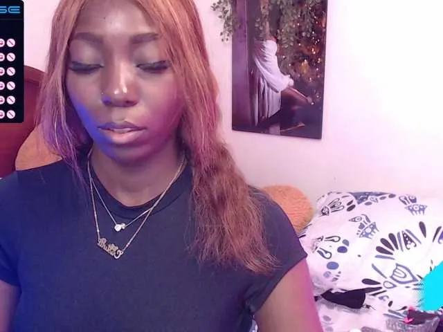 Live sex webcam photo for ChannySmalls #275465717