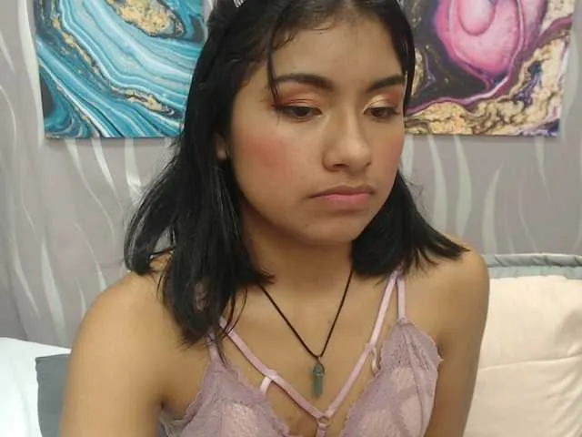 Live sex webcam photo for ChantalPetit #288015712