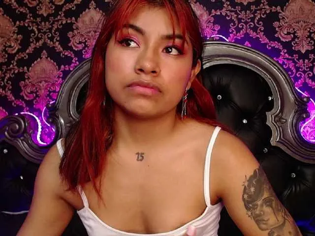 Live sex webcam photo for ChantalPetit #288015721