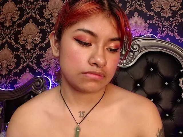 Live sex webcam photo for ChantalPetit #288015725