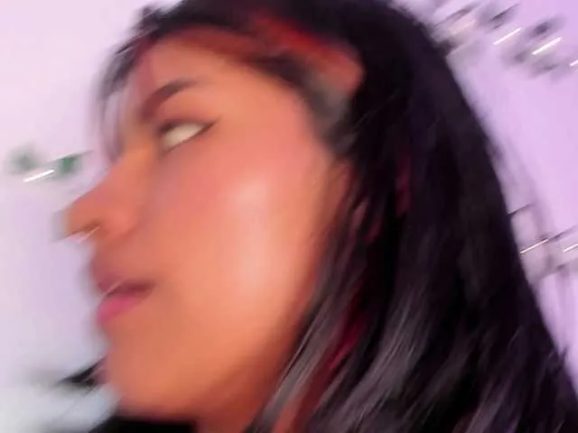 Live sex webcam photo for ChantalPetit #288015747