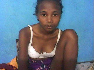 Live sex webcam photo for chanyah #223681471