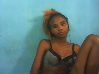 Live sex webcam photo for chanyah #223835249