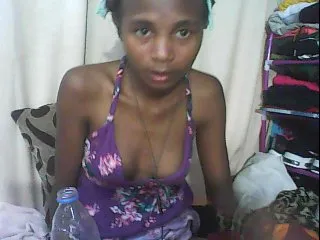 Live sex webcam photo for chanyah #227228787