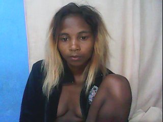 Live sex webcam photo for chanyah #228461157