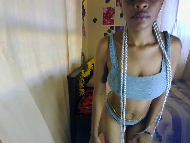 Live sex webcam photo for Charish #293643069