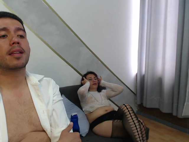 Live sex webcam photo for CharlieLinda #273284598