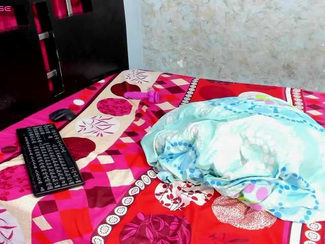 Live sex webcam photo for CharloteCarterr #276933727