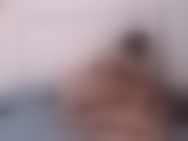 Live sex webcam photo for Charlotte-17- #271872359