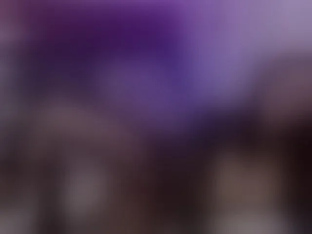 Live sex webcam photo for Charlotte-Bayron #277104080
