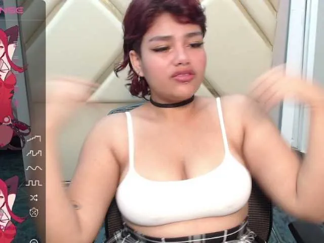 Live sex webcam photo for Charlotte-Joestar #277405533