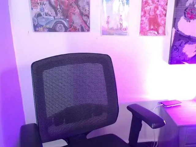 Live sex webcam photo for Charlotte-Joestar #277803361