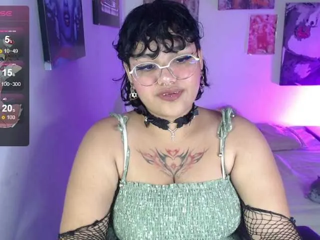 Live sex webcam photo for Charlotte-Joestar #278192444