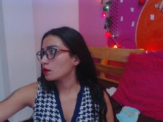 Live sex webcam photo for Charlotte-Lin #198883662