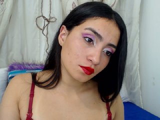 Live sex webcam photo for Charlotte-Lin #204952618