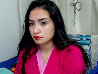 Live sex webcam photo for Charlotte-Lin #205387558
