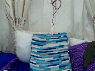 Live sex webcam photo for Charlotte-Lin #205848839